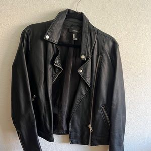✨🖤 Faux Leather Jacket ✨🖤